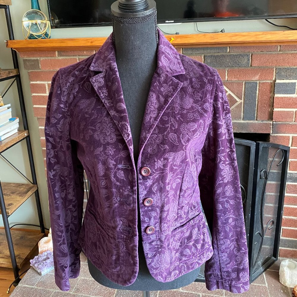 Beautiful PO Talbots purple velvet blazer